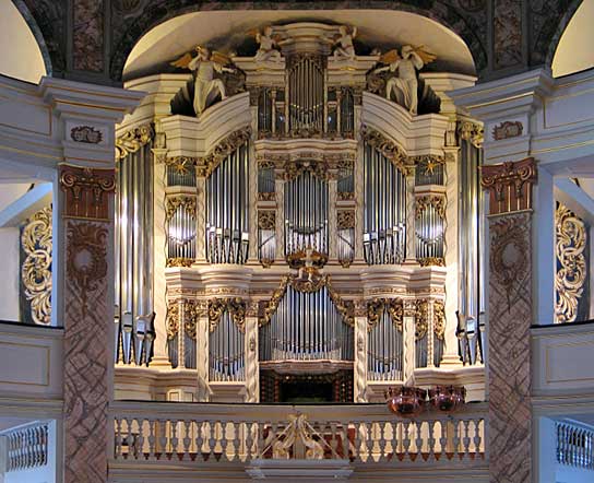 [bild] Trost-orgeln i Waltershausen ~ Fasaden